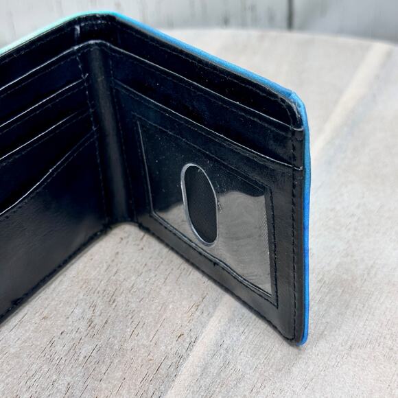 NIB Spongebob Mens Billfold Wallet SIKE Rainbow Tie Dye Nickleodeon Buckle Down - Picture 7 of 10